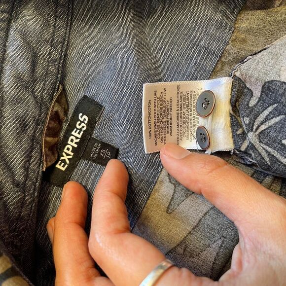 Express Floral Camo Button Down Shirt Size Grunge Military Whimsygoth Army XS - Picture 7 of 7